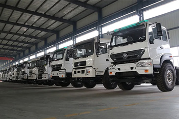MJSL Crane Factory Display